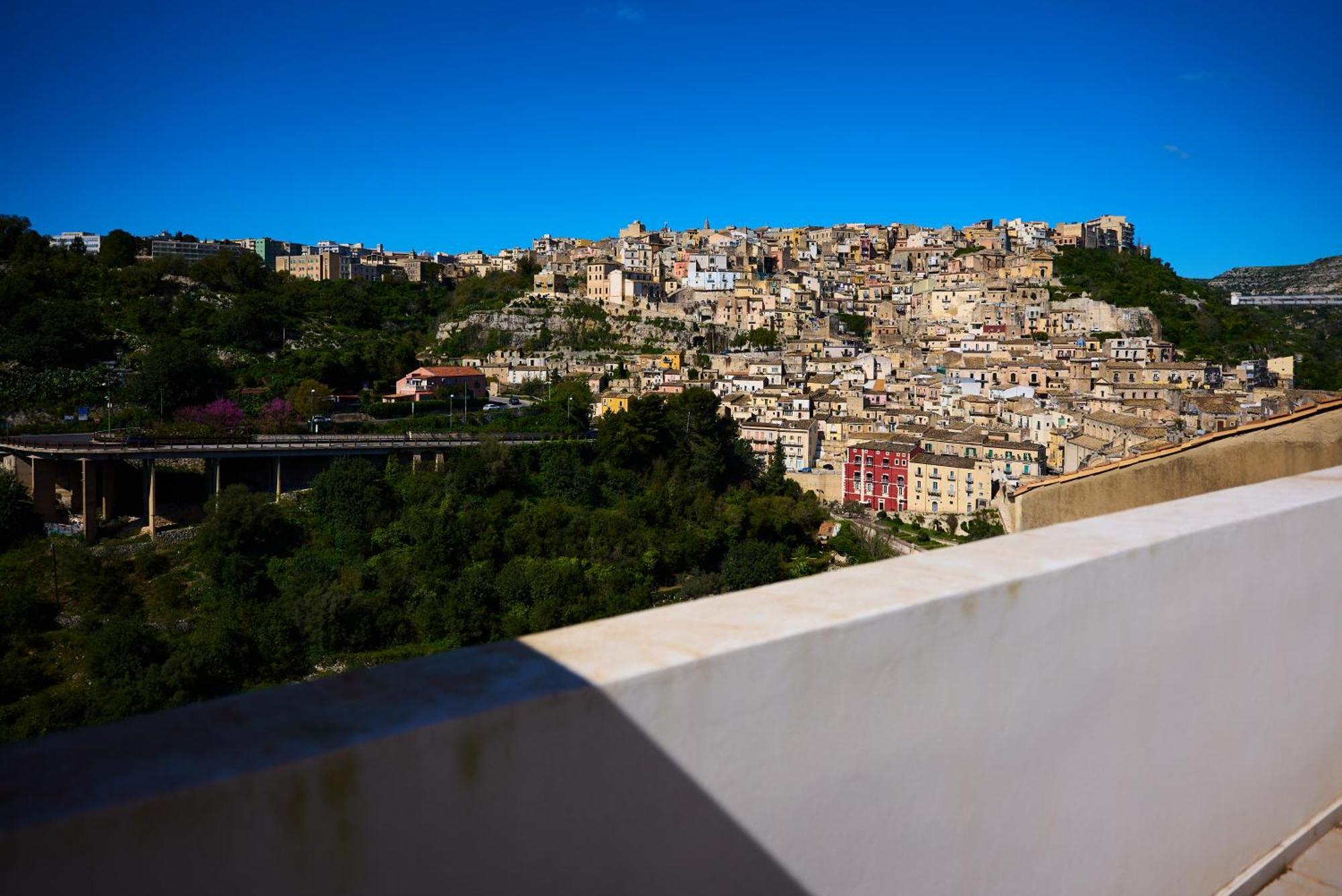 La Terrazza Sul Barocco Bed & Breakfast Ragusa Dış mekan fotoğraf
